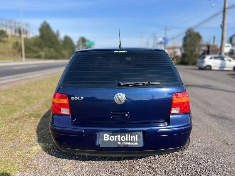 VOLKSWAGEN - GOLF - 2001/2002 - Azul - R$ 27.900,00
