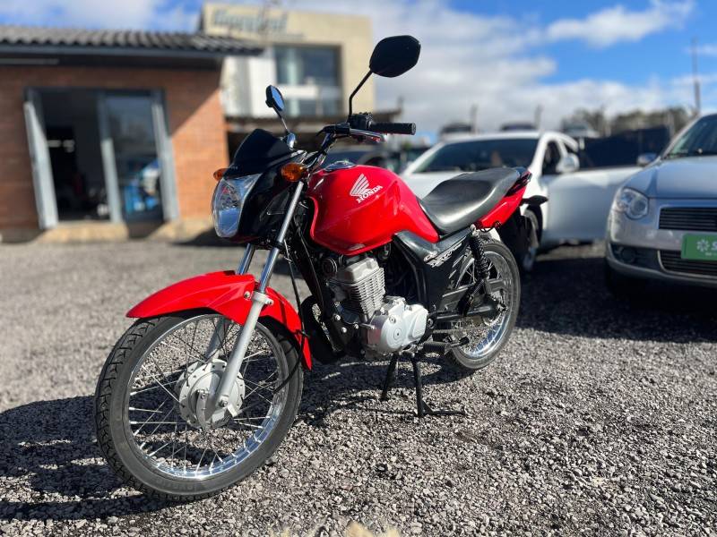 HONDA - CG 125 - 2014/2014 - Vermelha - R$ 8.900,00