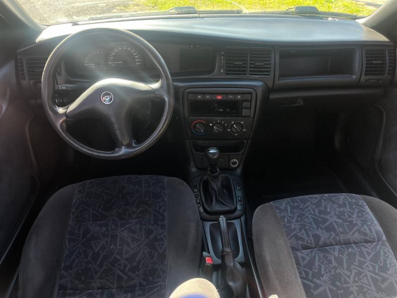 CHEVROLET - VECTRA - 1997/1997 - Prata - R$ 16.900,00