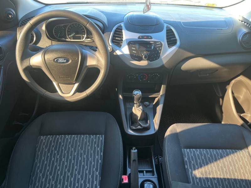 FORD - KA - 2017/2018 - Vermelha - R$ 42.000,00