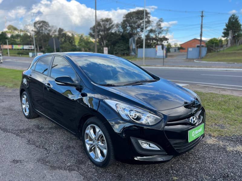 HYUNDAI - I30 - 2012/2013 - Preta - R$ 56.900,00