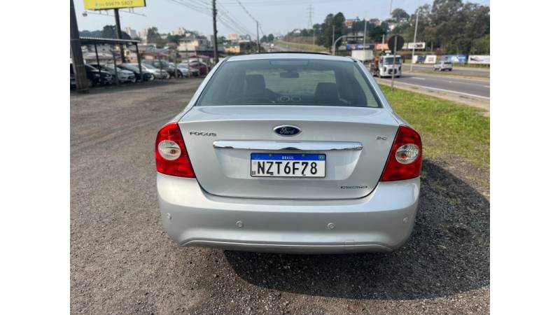 FORD - FOCUS - 2012/2012 - Prata - R$ 42.900,00