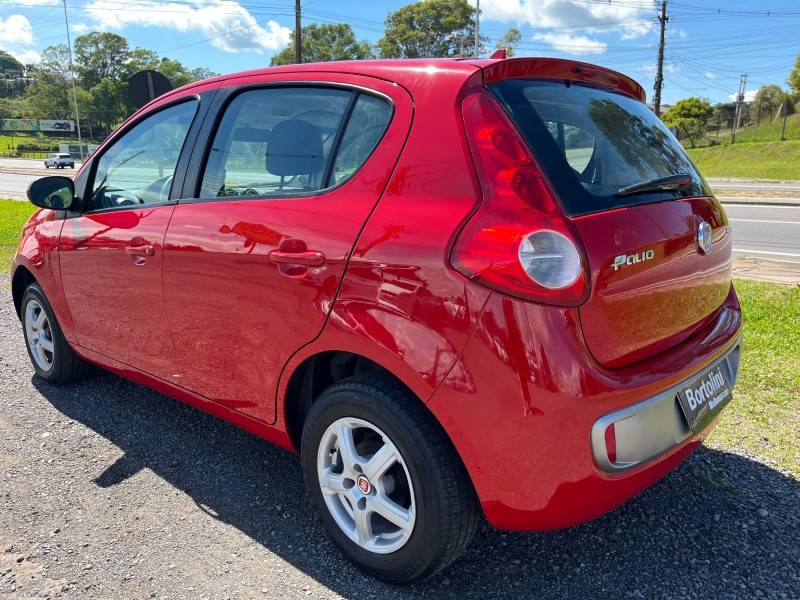 FIAT - PALIO - 2012/2012 - Vermelha - R$ 31.900,00
