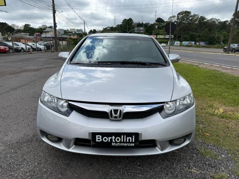 HONDA - CIVIC - 2011/2011 - Prata - R$ 53.900,00
