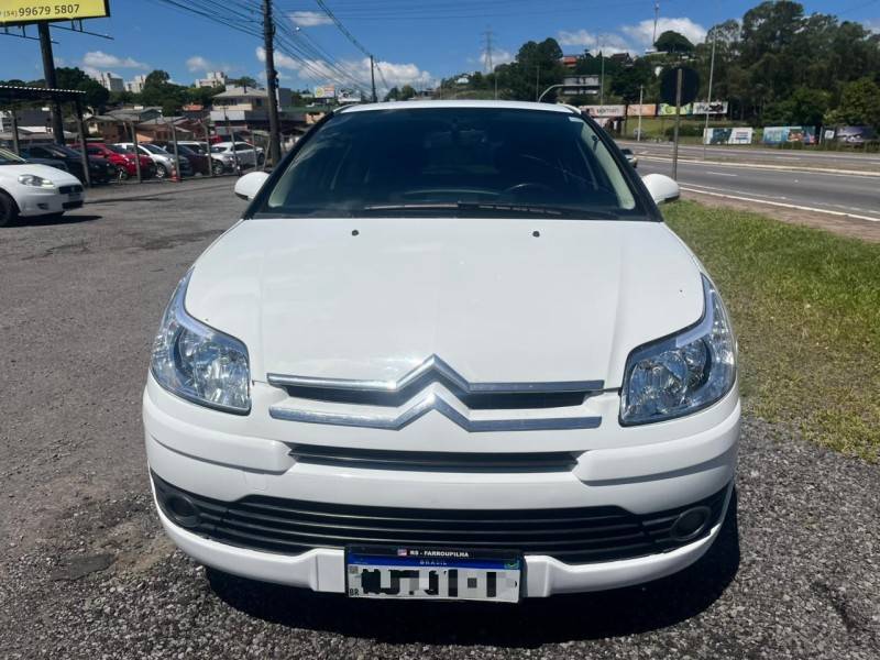 CITROËN - C4 - 2010/2010 - Branca - R$ 33.900,00