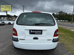 RENAULT - SCÉNIC - 2001/2001 - Branca - R$ 14.900,00