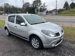 RENAULT - SANDERO - 2010/2011 - Prata - R$ 27.900,00