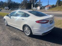 FORD - FUSION - 2013/2014 - Branca - R$ 75.000,00