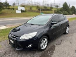 FORD - FOCUS - 2013/2014 - Preta - R$ 49.900,00