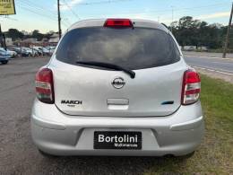 NISSAN - MARCH - 2013/2014 - Prata - R$ 42.900,00