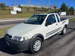 FIAT - STRADA - 2005/2006 - Branca - R$ 27.900,00