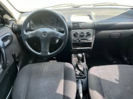 CHEVROLET - CLASSIC - 2004/2005 - Branca - R$ 17.900,00