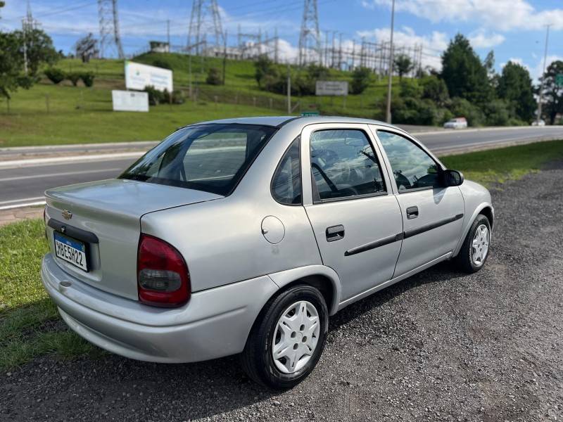 CHEVROLET - CORSA - 2000/2000 - Prata - R$ 14.900,00