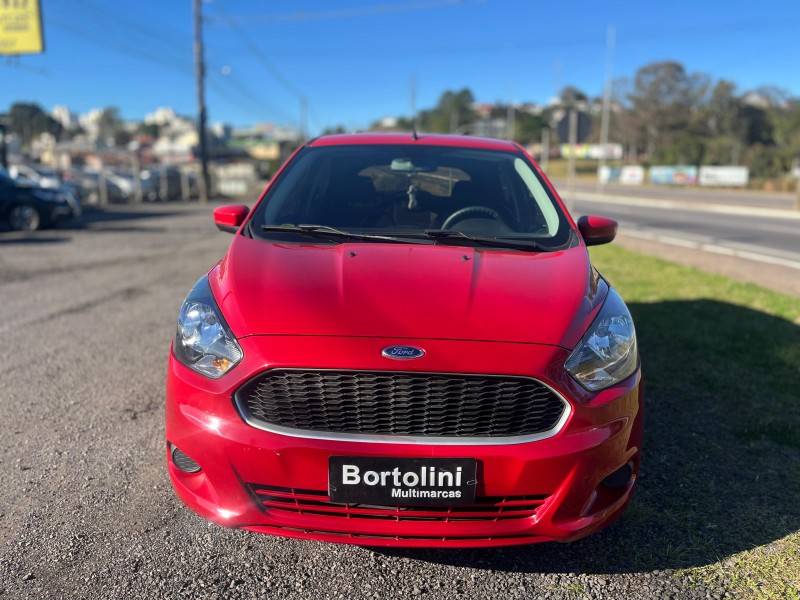 FORD - KA - 2017/2018 - Vermelha - R$ 42.000,00