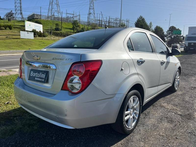 CHEVROLET - SONIC - 2012/2013 - Prata - Sob Consulta