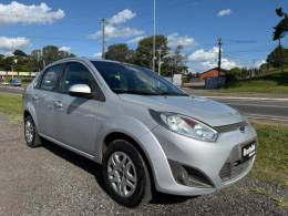 FORD - FIESTA - 2013/2014 - Prata - R$ 36.900,00