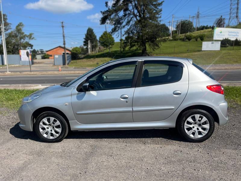 PEUGEOT - 207 - 2011/2011 - Prata - R$ 22.900,00