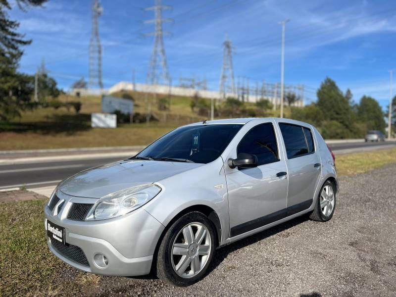 RENAULT - SANDERO - 2010/2011 - Prata - R$ 30.900,00
