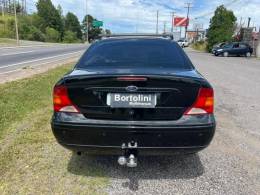 FORD - FOCUS - 2006/2006 - Preta - R$ 21.900,00