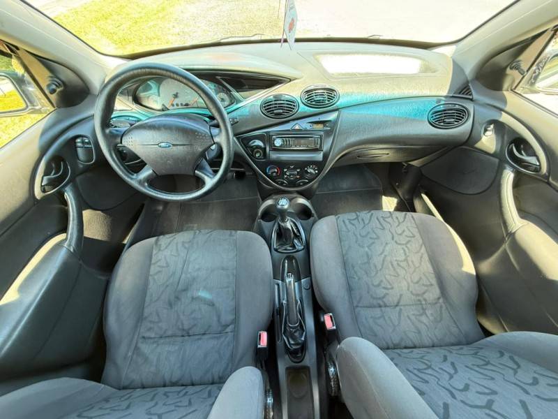 FORD - FOCUS - 2007/2007 - Cinza - R$ 25.900,00