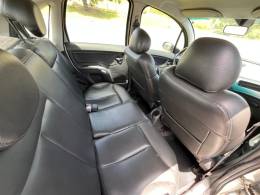 CITROËN - C3 - 2005/2005 - Prata - R$ 18.900,00