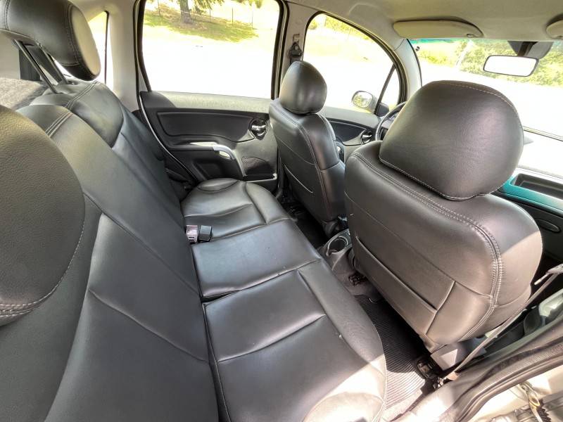 CITROËN - C3 - 2005/2005 - Prata - R$ 18.900,00