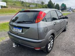 FORD - FOCUS - 2008/2008 - Cinza - R$ 26.900,00