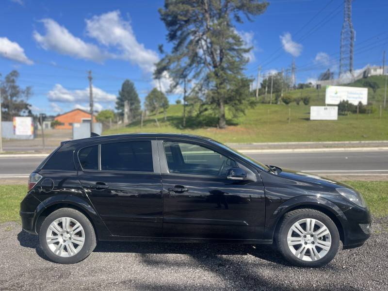 CHEVROLET - VECTRA - 2009/2010 - Preta - R$ 36.900,00