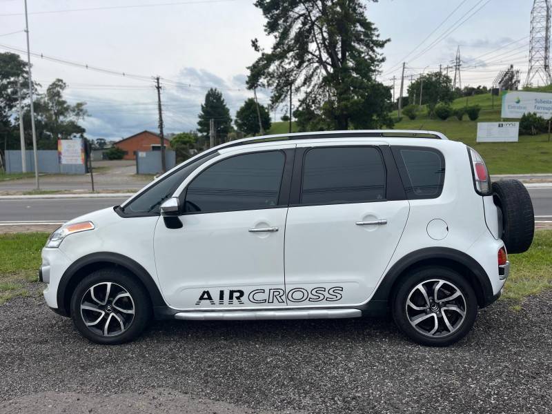 CITROËN - AIRCROSS - 2011/2012 - Branca - R$ 34.900,00