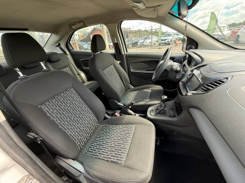 FORD - KA - 2016/2017 - Branca - R$ 44.900,00