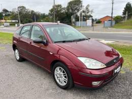 FORD - FOCUS - 2008/2008 - Vermelha - R$ 25.900,00