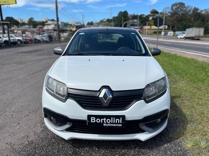 RENAULT - SANDERO - 2016/2016 - Branca - R$ 41.900,00