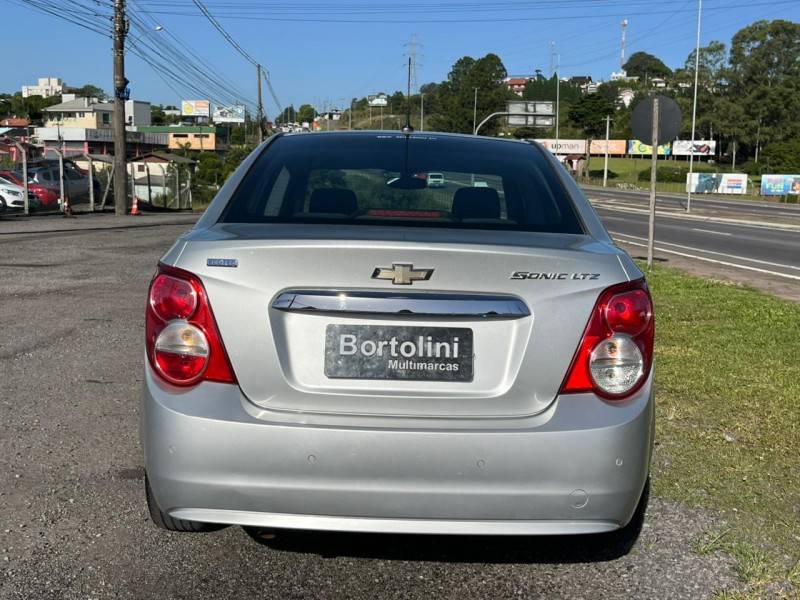 CHEVROLET - SONIC - 2012/2013 - Prata - Sob Consulta