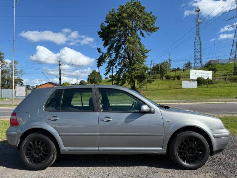 VOLKSWAGEN - GOLF - 2004/2004 - Cinza - R$ 29.900,00