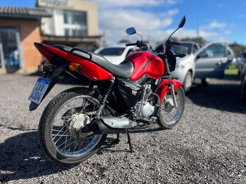 HONDA - CG 125 - 2014/2014 - Vermelha - R$ 8.900,00