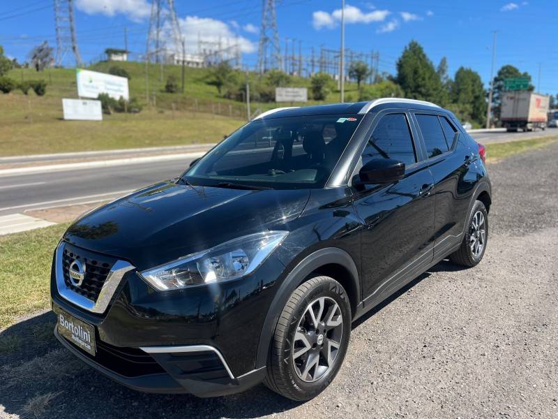 NISSAN - KICKS - 2018/2019 - Preta - R$ 80.000,00