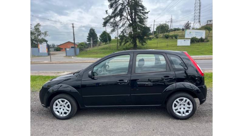 FORD - FIESTA - 2007/2008 - Preta - R$ 18.900,00