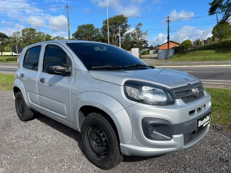 FIAT - UNO - 2018/2019 - Prata - R$ 41.000,00