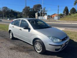 FORD - FOCUS - 2005/2005 - Prata - R$ 20.900,00