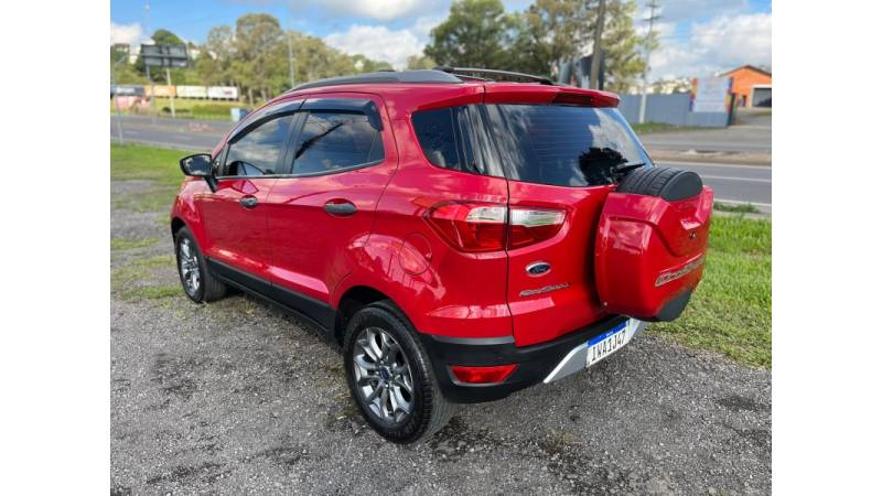 FORD - ECOSPORT - 2014/2014 - Vermelha - R$ 55.900,00