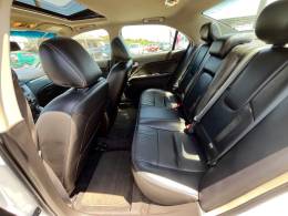 FORD - FUSION - 2011/2012 - Branca - R$ 49.900,00