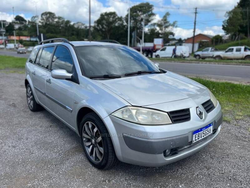 RENAULT - MÉGANE - 2009/2009 - Prata - R$ 23.900,00