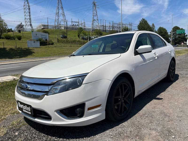 FORD - FUSION - 2011/2012 - Branca - R$ 49.900,00