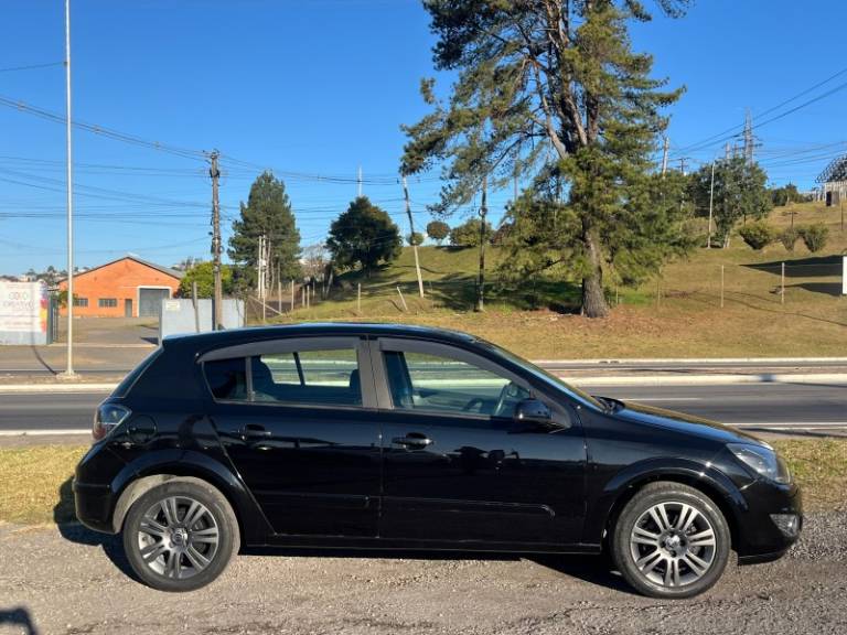 CHEVROLET - VECTRA - 2010/2010 - Preta - R$ 36.900,00