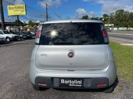 FIAT - UNO - 2018/2019 - Prata - R$ 41.000,00