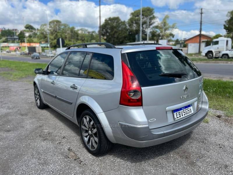 RENAULT - MÉGANE - 2009/2009 - Prata - R$ 23.900,00