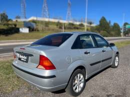 FORD - FOCUS - 2007/2007 - Prata - R$ 22.900,00
