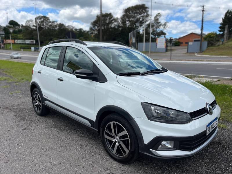 VOLKSWAGEN - FOX - 2019/2019 - Branca - R$ 62.900,00