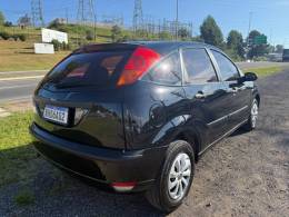 FORD - FOCUS - 2006/2006 - Preta - R$ 21.900,00