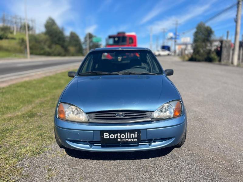 FORD - FIESTA - 2000/2000 - Azul - R$ 17.900,00